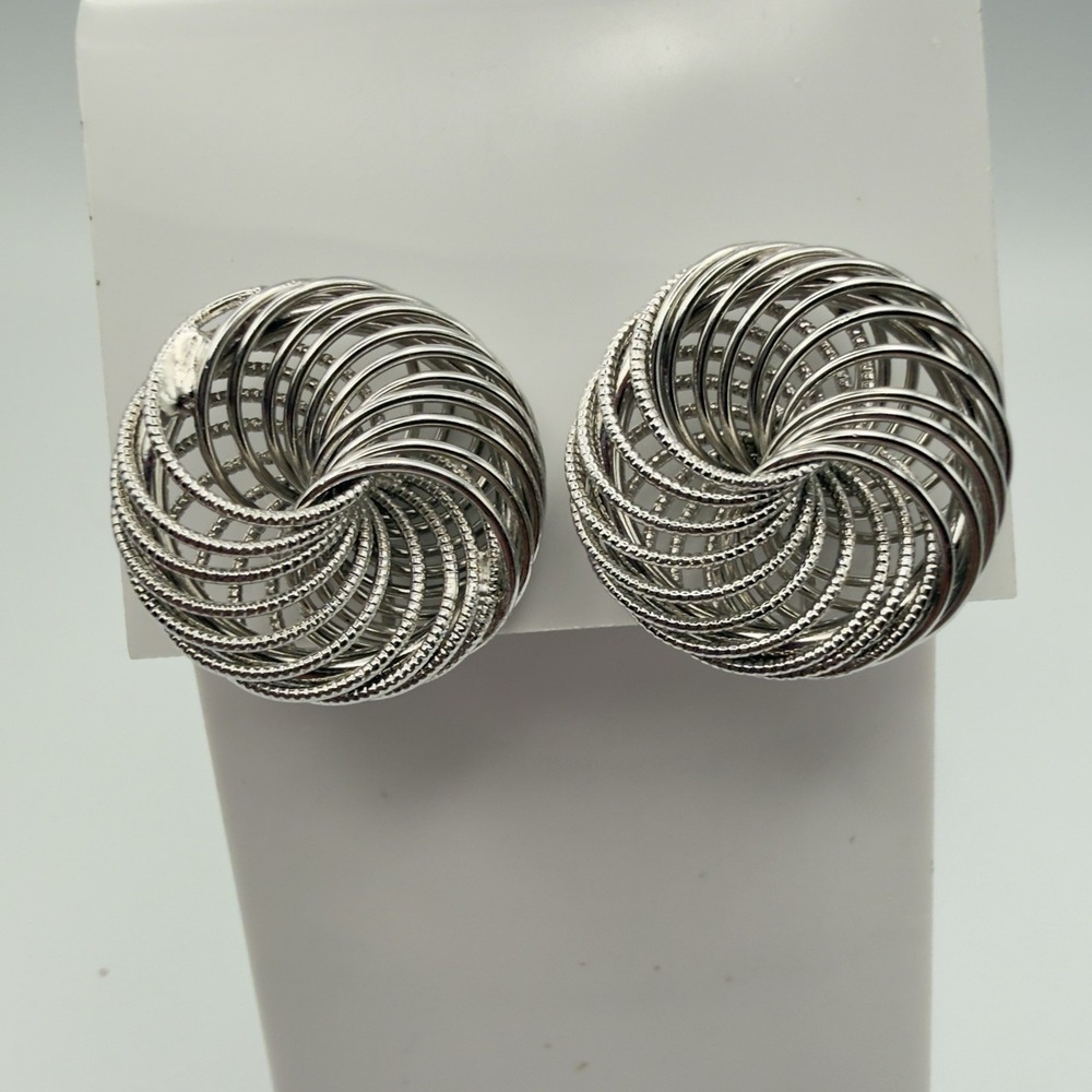 Vintage Trifari Silver Tone Swirl Clip On Earrings Rope Textured Round Button
